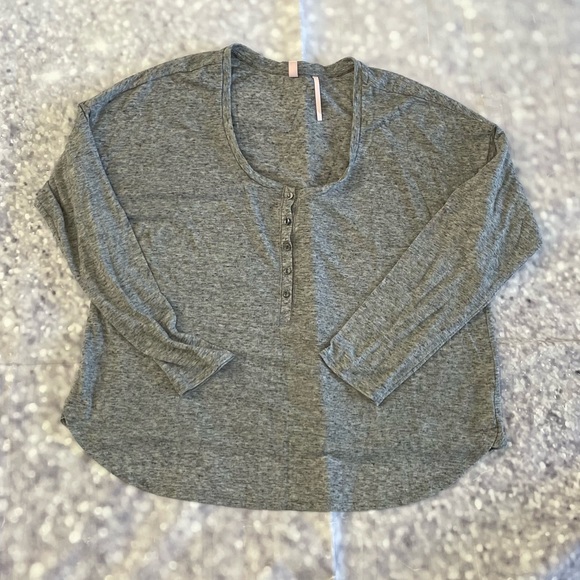 SOLD!!! NWOT Victoria's Secret Pajama set S/P - Picture 3 of 7